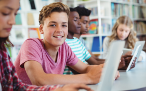 Enfant de 10 à 15 ans : comment accompagner votre enfant dans l’apprentissage d’une autre langue ?